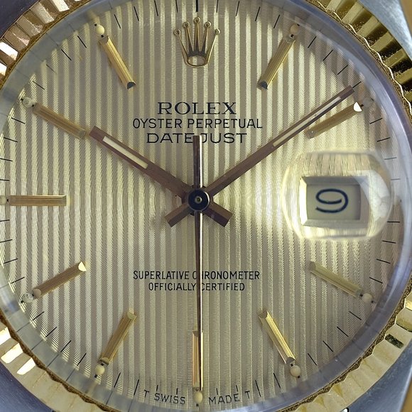 Rolex Datejust Champagne Dial Fluted 36mm Watch - Picture 2 of 7